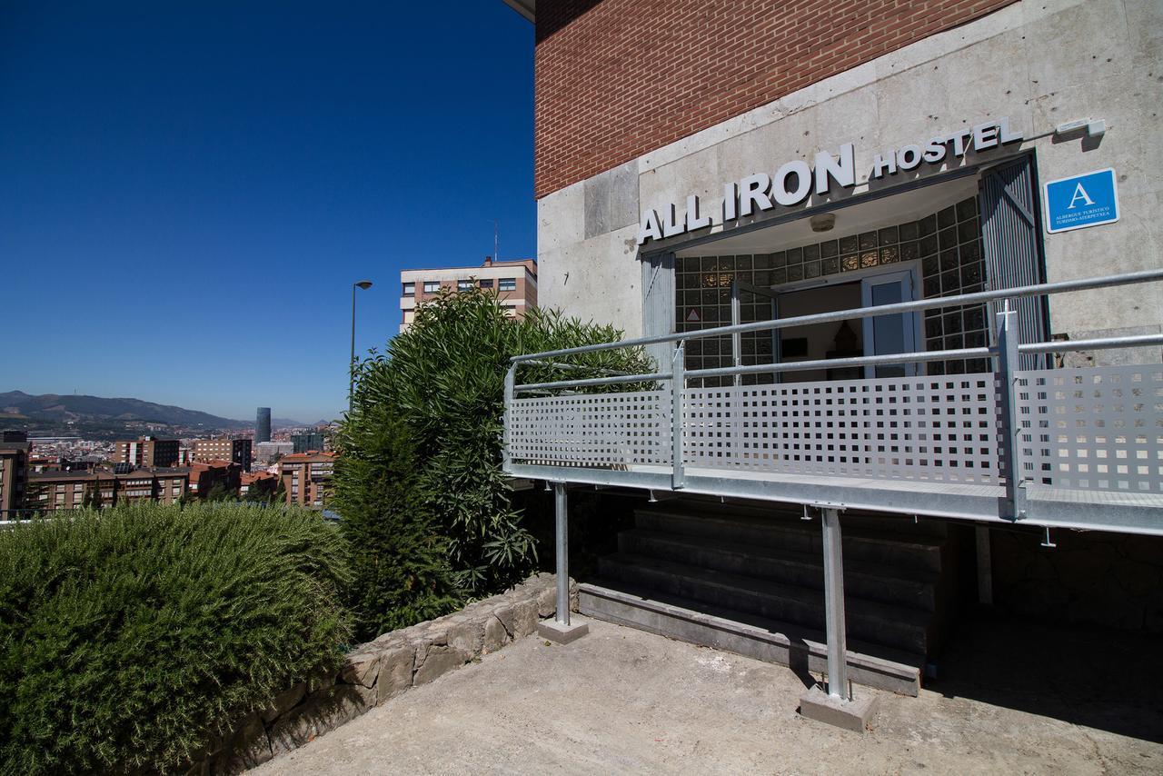 All Iron Hostel Bilbao Exterior photo